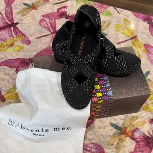 bernie mev. CROWN Black and Silver Woven